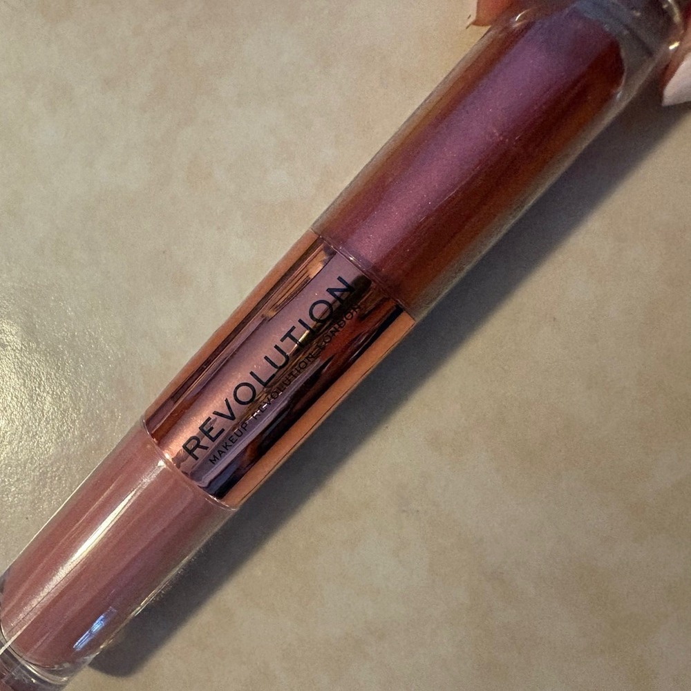 Revolution Double Up Liquid EyeShadow Duo INFATUATED Rose Gold NEW Matte Shimmer
